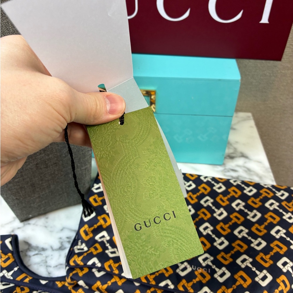 Gucci Horsebit Cotton Eye Mask & Travel Neck Pillow Set w/ Pouch & Box NWT - Picture 9 of 9